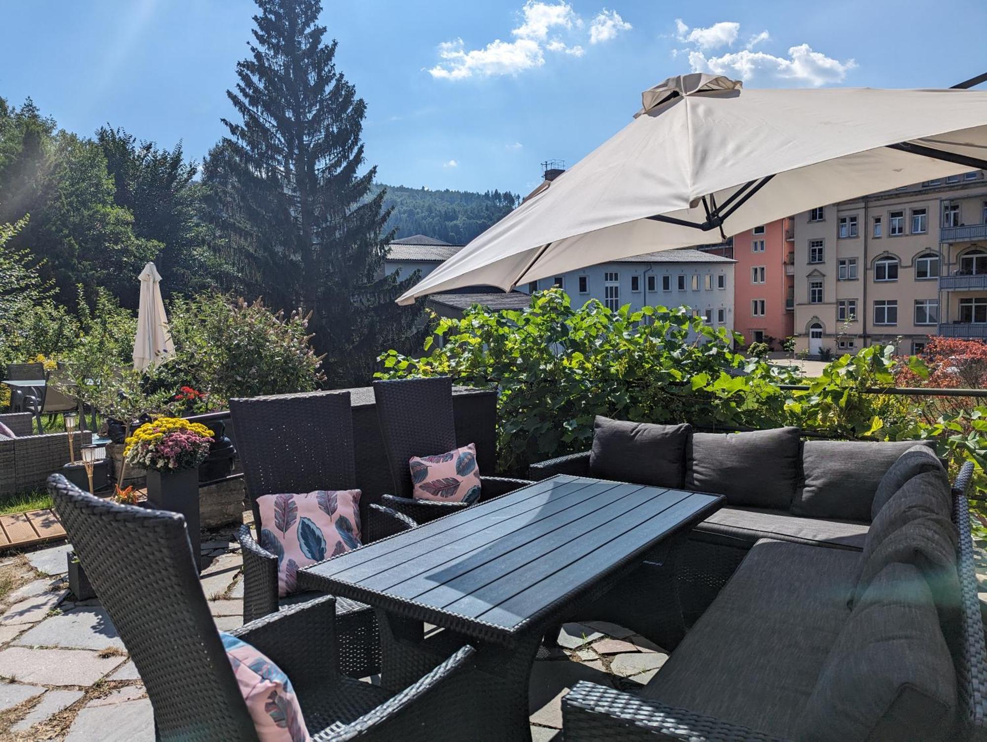 F4 - Urlaubsmagie - Grosse Wohnung Fuer Bis Zu 10 Personen Sebnitz Exterior foto