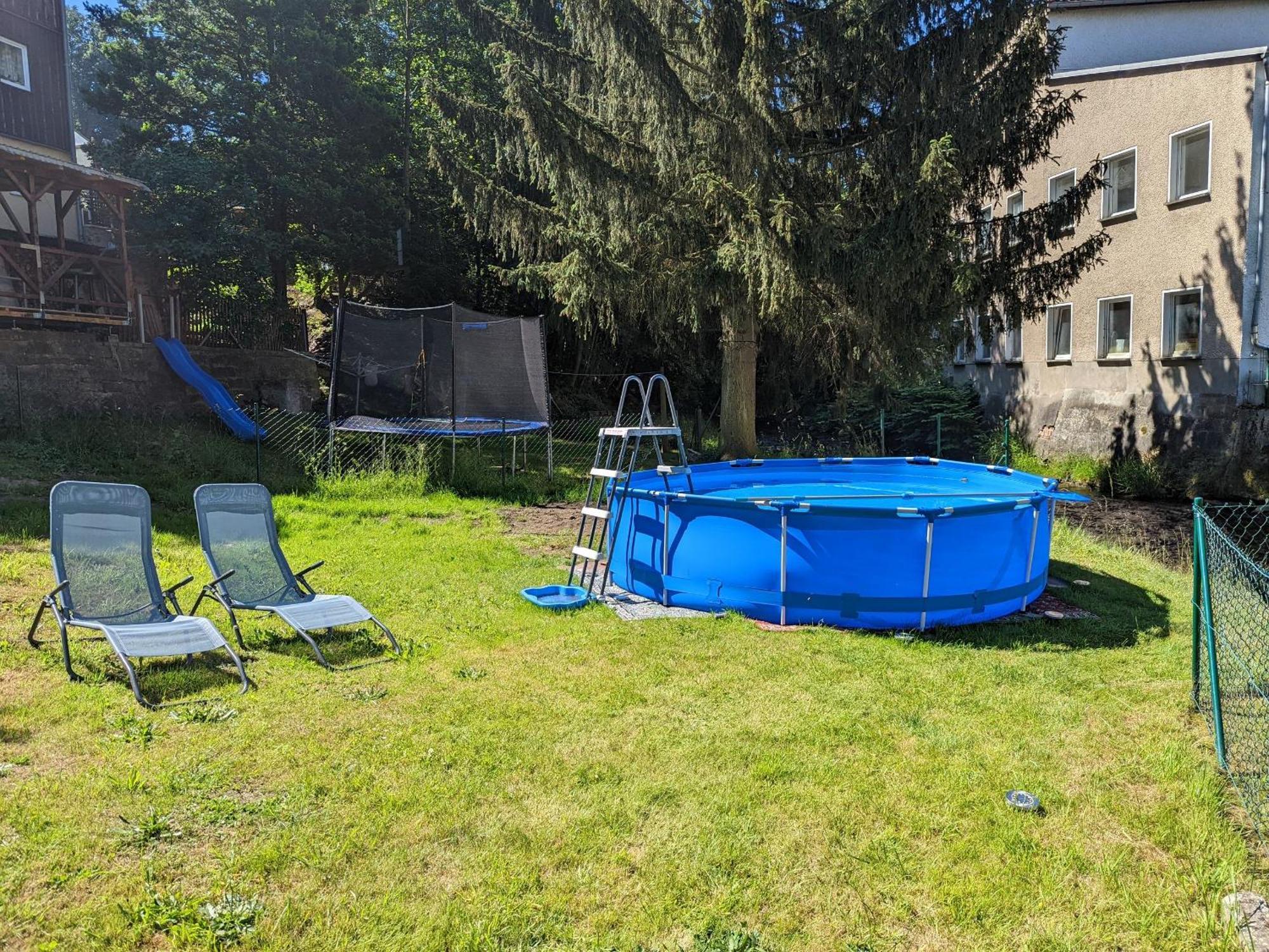 F4 - Urlaubsmagie - Grosse Wohnung Fuer Bis Zu 10 Personen Sebnitz Exterior foto