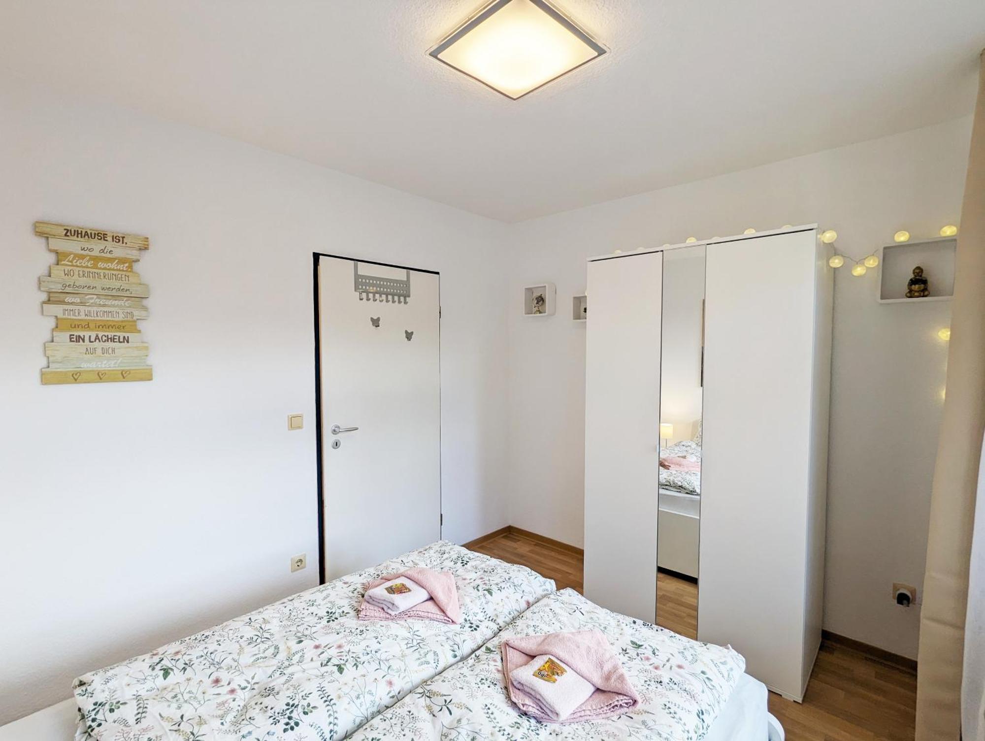 F4 - Urlaubsmagie - Grosse Wohnung Fuer Bis Zu 10 Personen Sebnitz Exterior foto